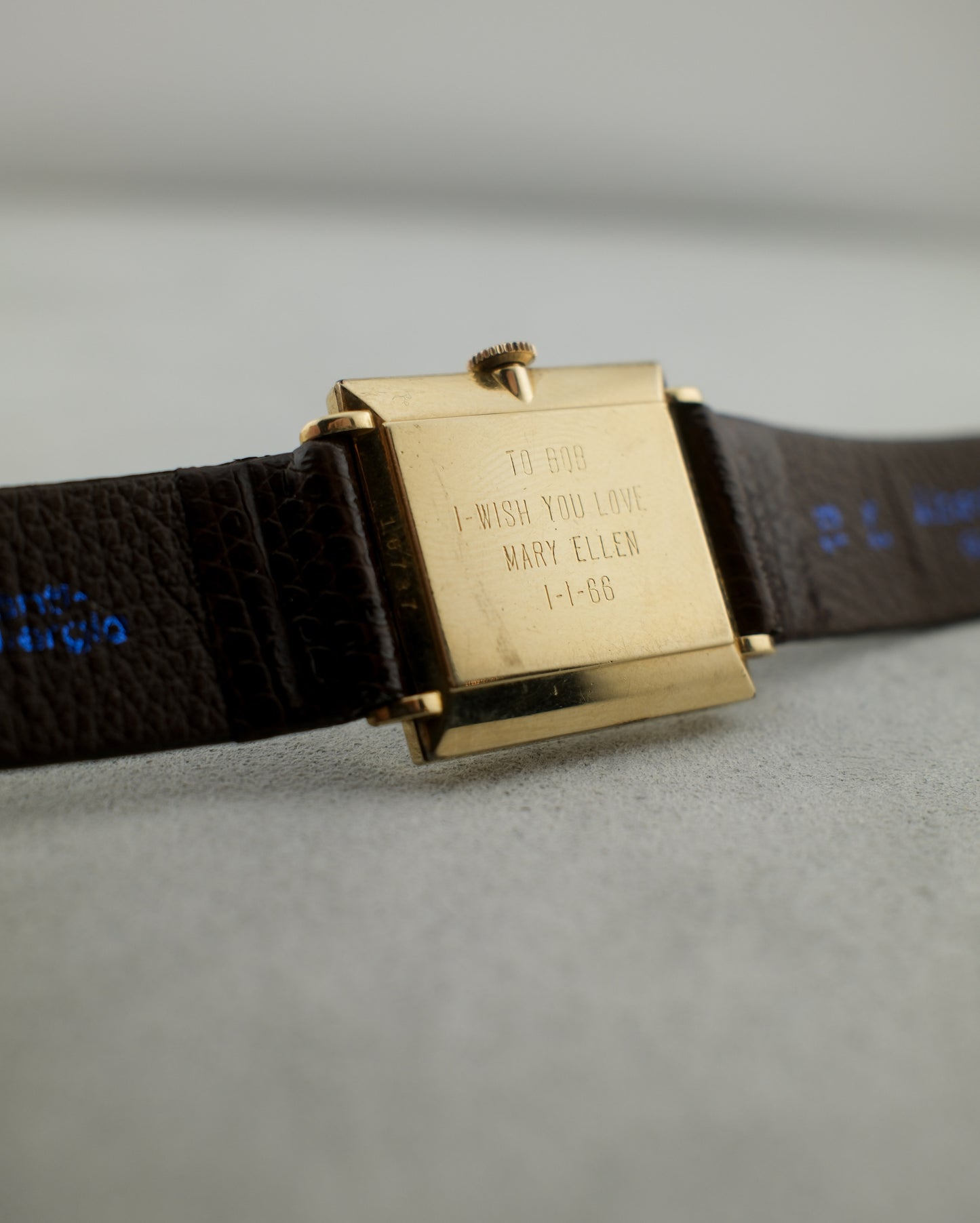 Universal Genève | Cal. 820