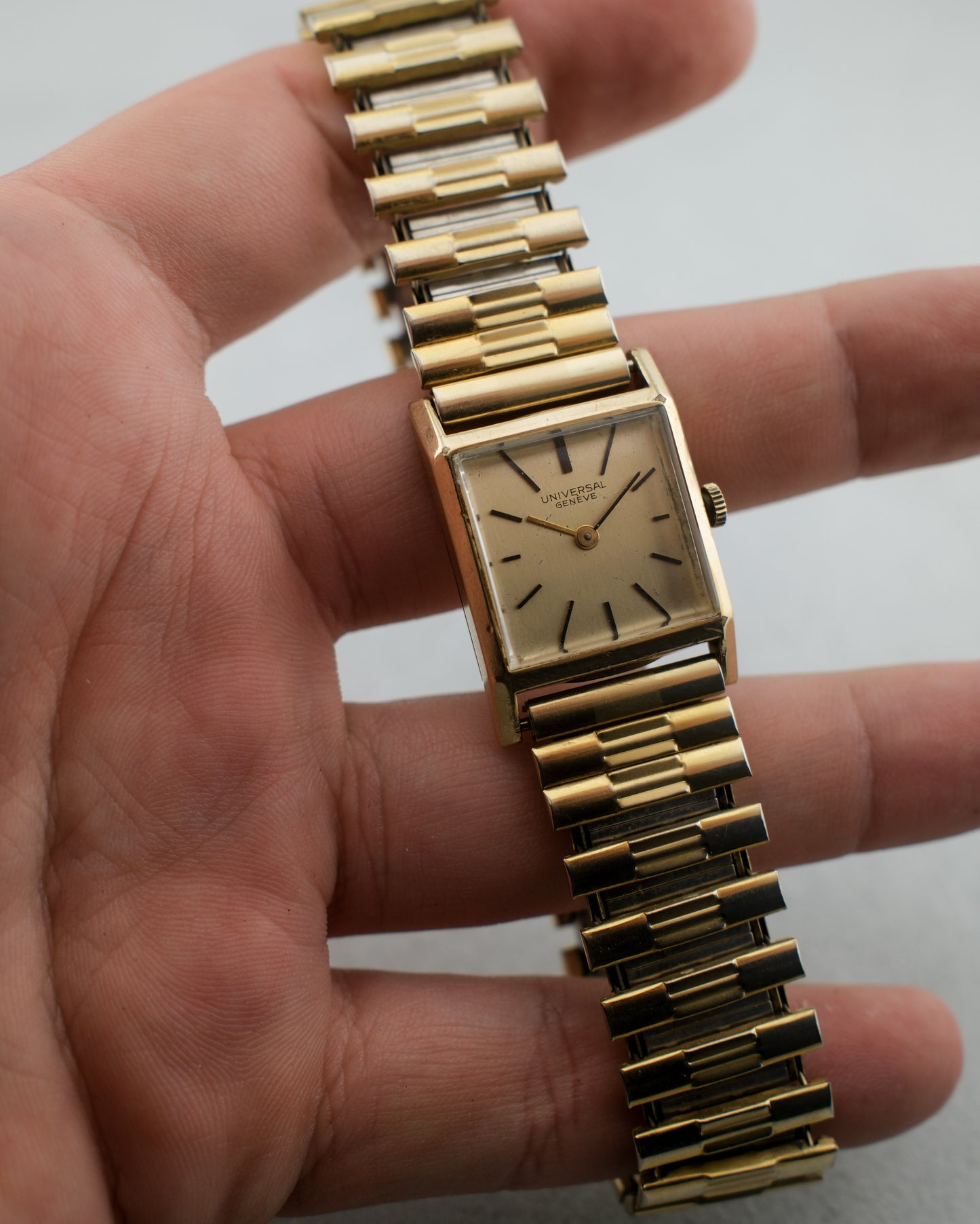 Universal Genève | Cal. 42