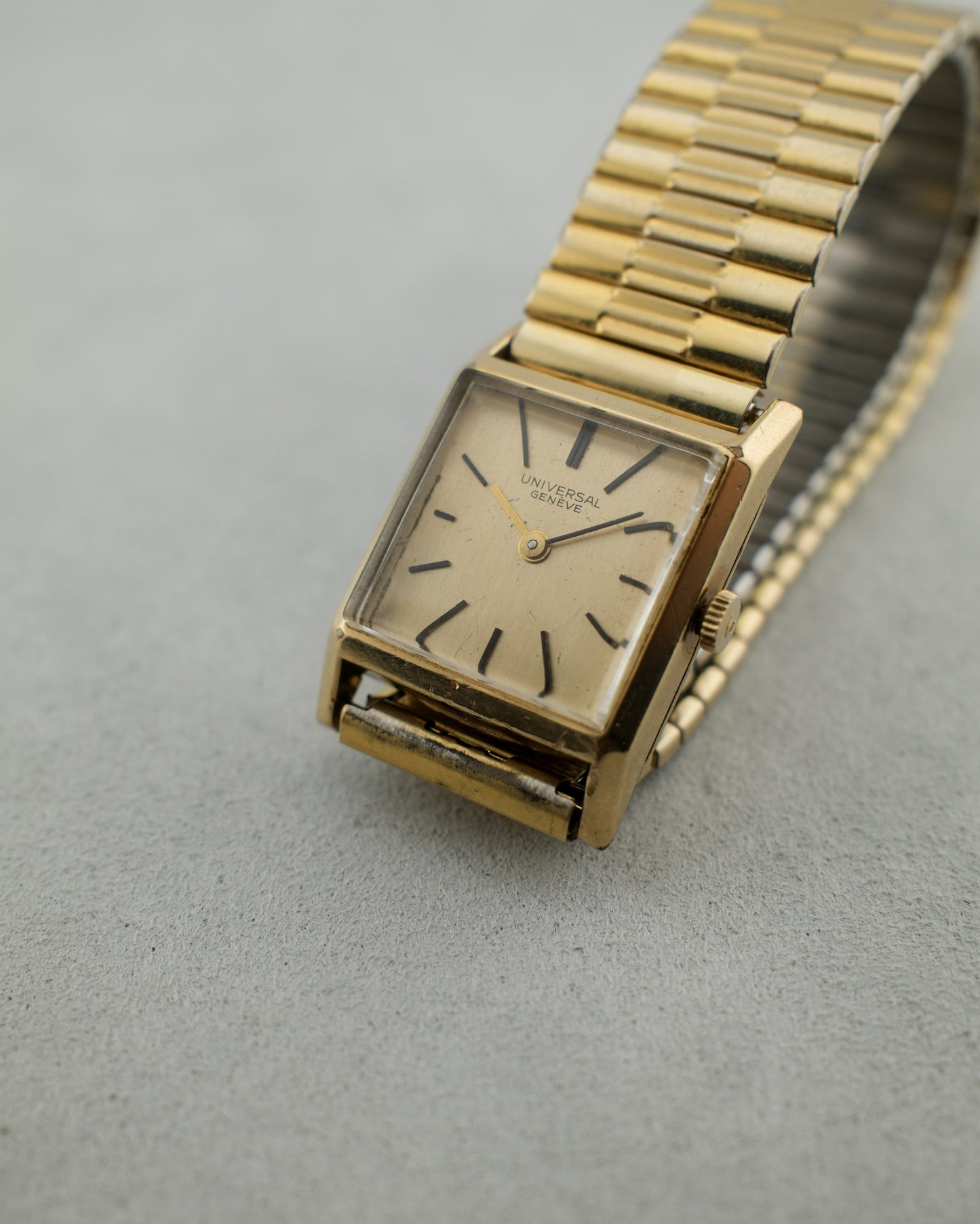 Universal Genève | Cal. 42
