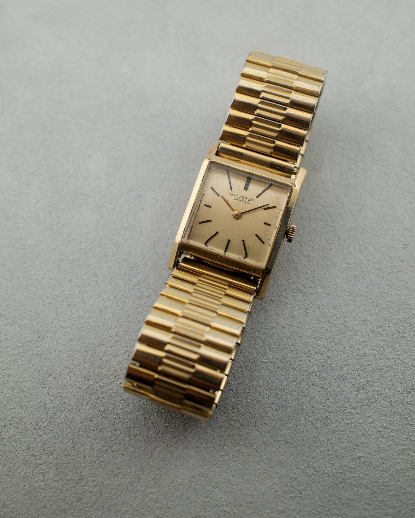 Universal Genève | Cal. 42