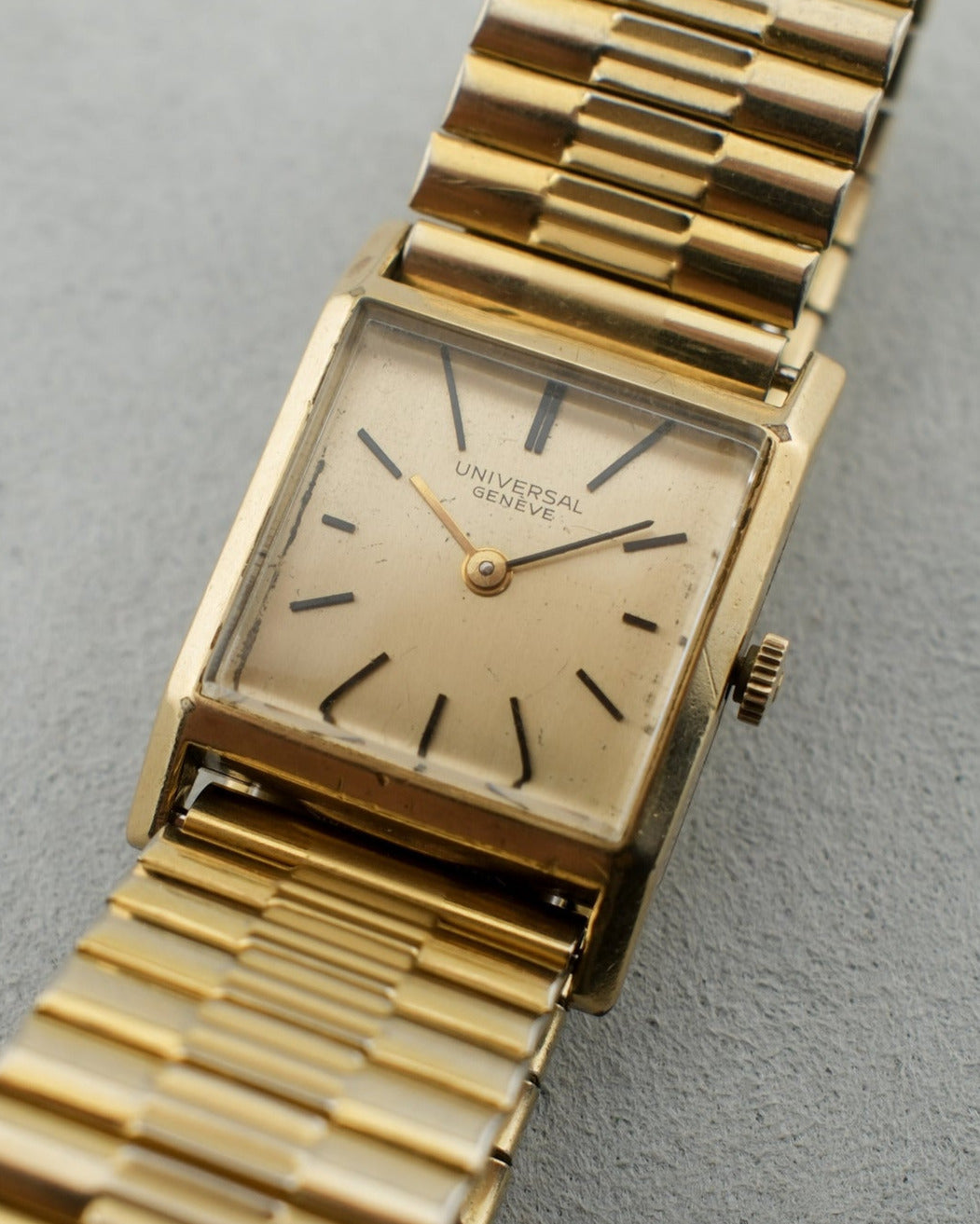 Universal Genève | Cal. 42