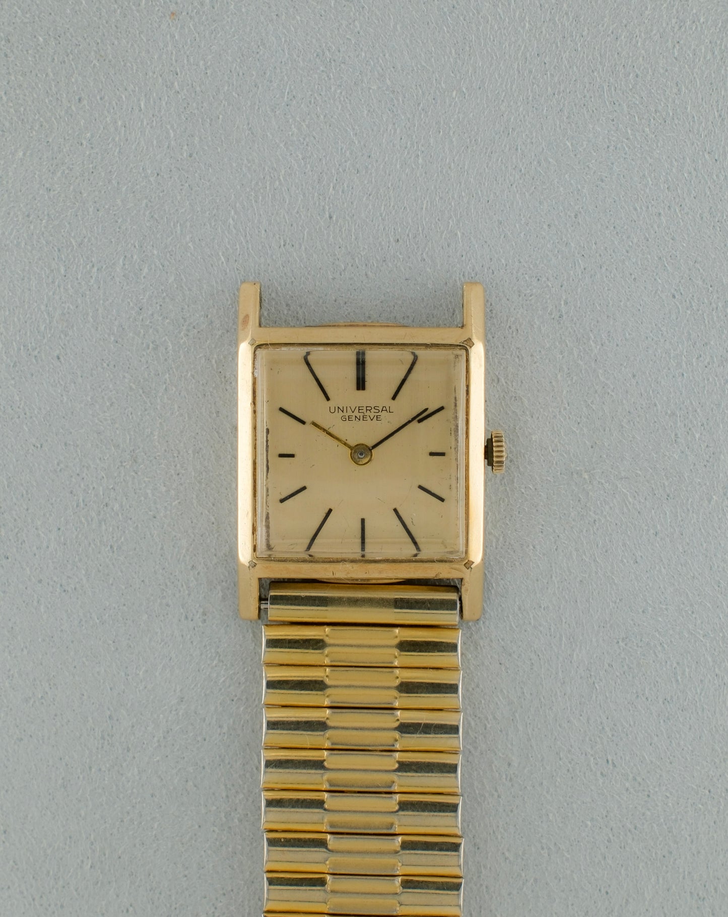 Universal Genève | Cal. 42