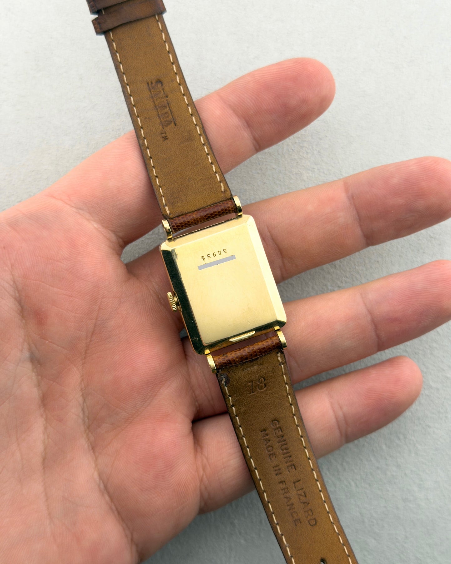 Universal Genève | 14K Yellow Gold