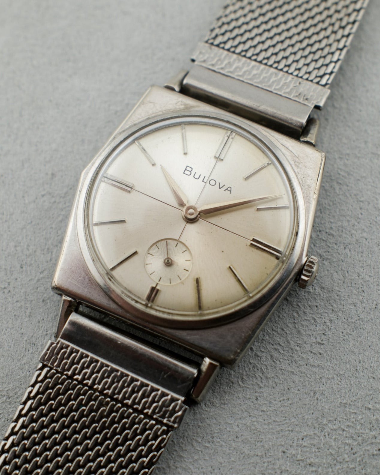 Bulova | Banker