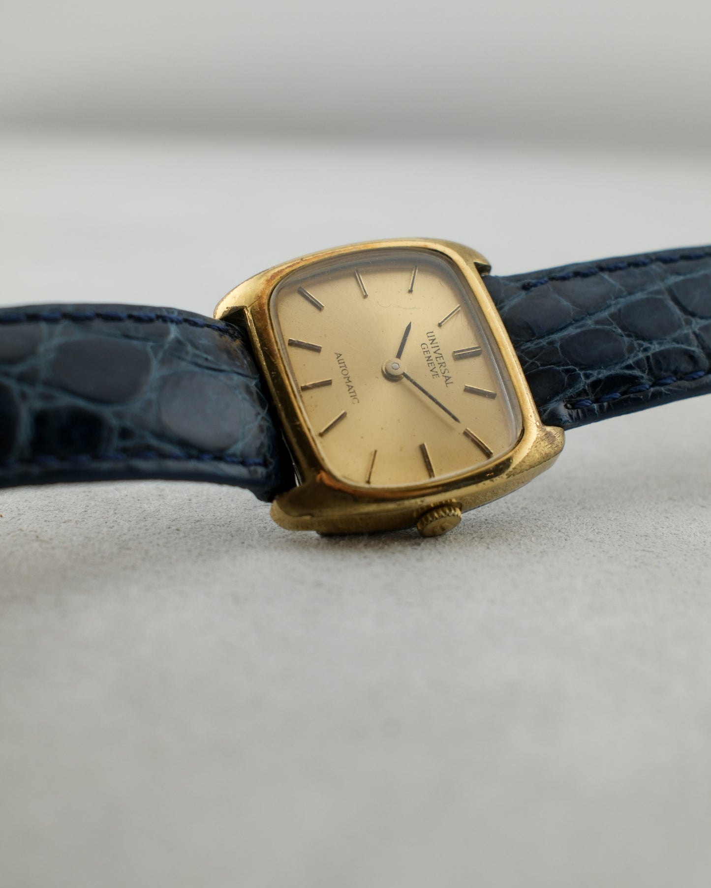 Universal Genève | Automatic