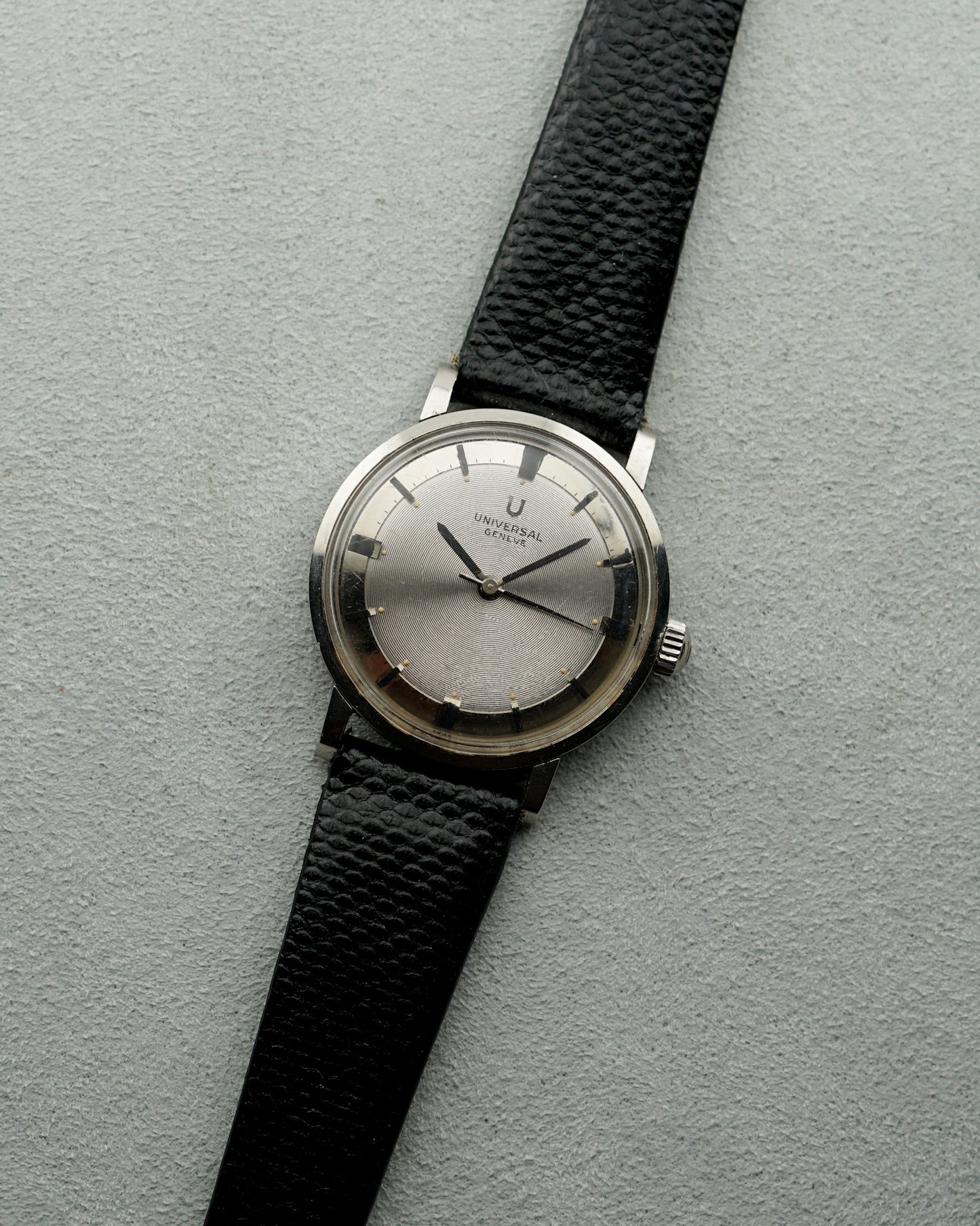 Universal Genève | Ref. 2112.06/3