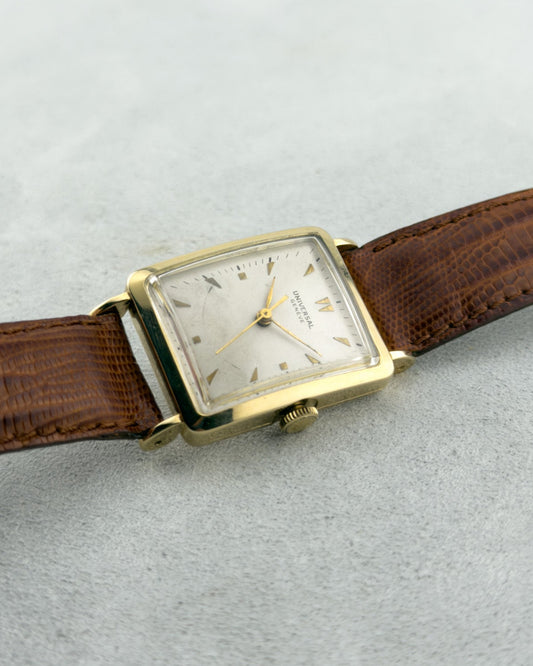 Universal Genève | 14K Yellow Gold