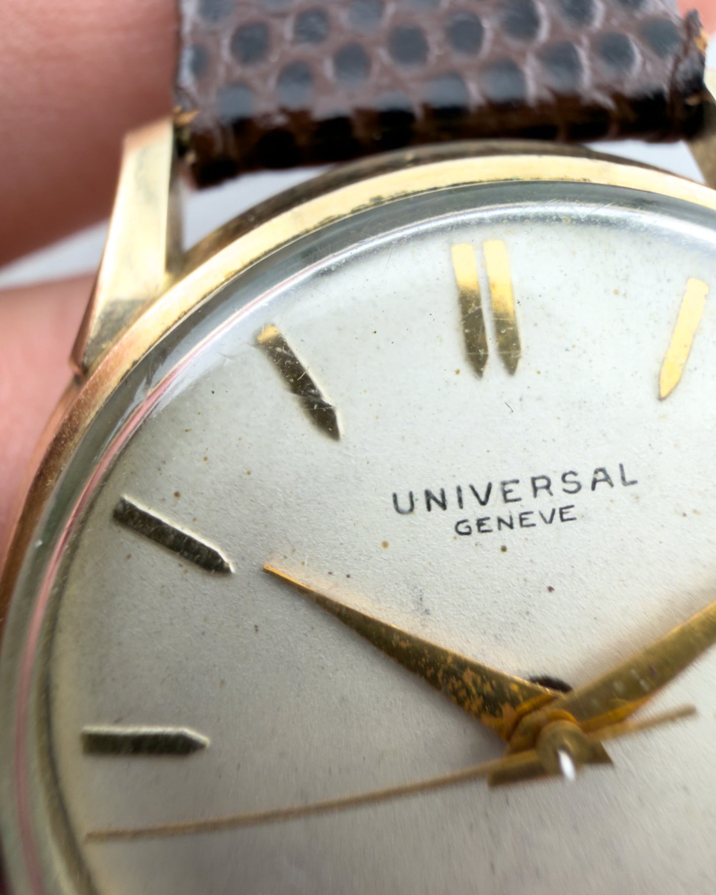 Universal Genève | Cal. 232 Dress Watch
