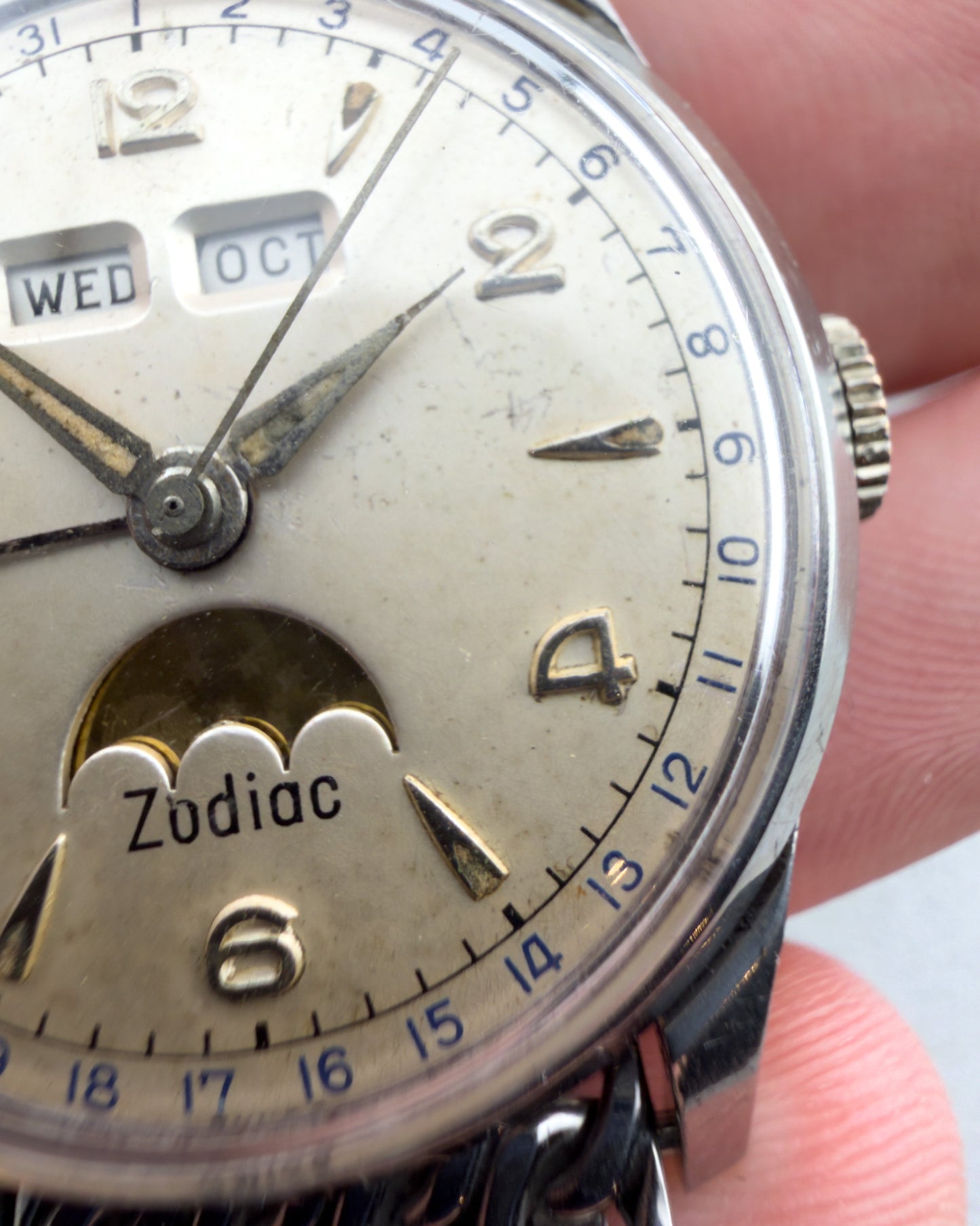 Zodiac | Triple Calendar Moon Phase Ref. 905